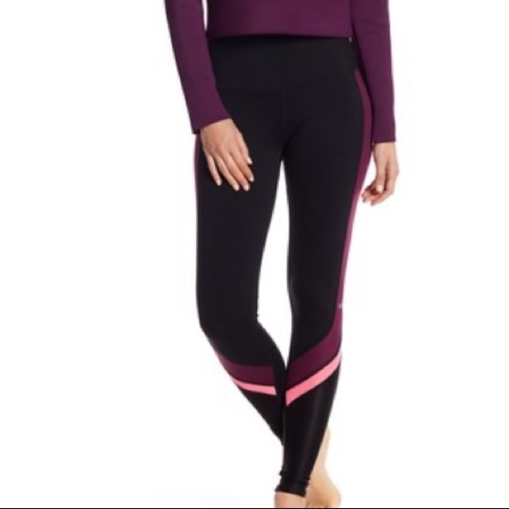 NWT Alo Elevate Leggings